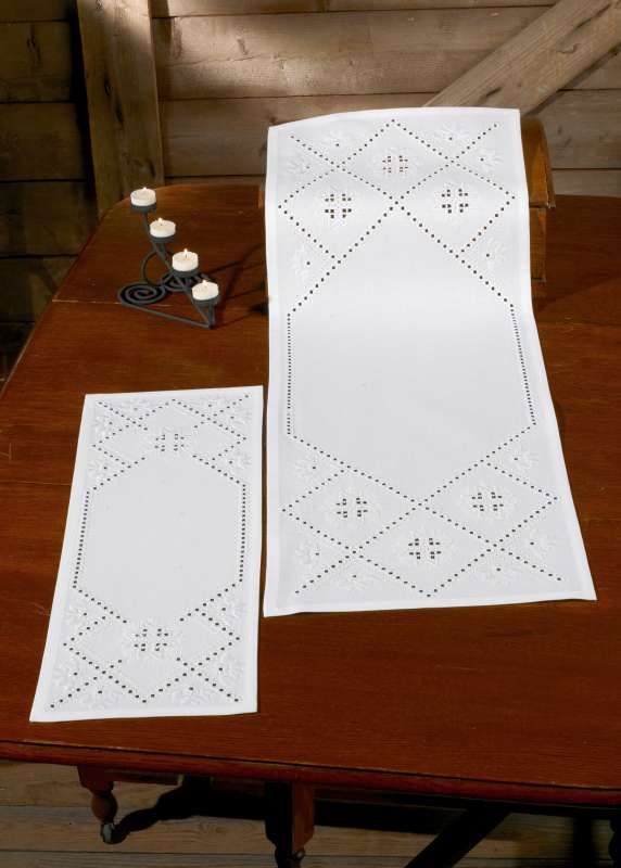 Hardanger Stickpackung Tischdecke